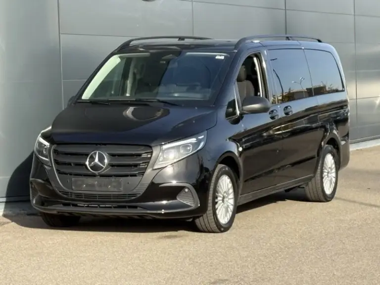 Mercedes-Benz Vito Tourer L2 119 Pro - Diesel - Automatic - 190 hp - 43.707 km