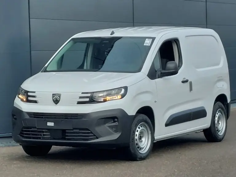 Peugeot Partner 1.5 HDI - Diesel - Manual - 100 hp - 11 km