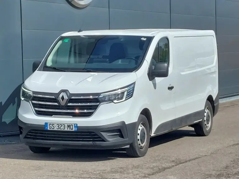 Renault Trafic L2H1 2.0 DCI Grand Comfort - Diesel - Manual - 130 hp - 53.391 km