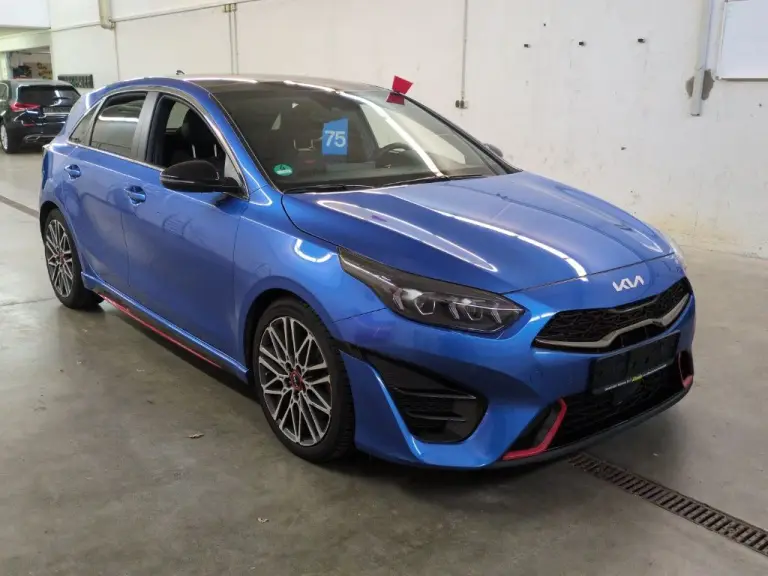 Kia Ceed GT - Petrol - Automatic - 204 hp - 26.579 km