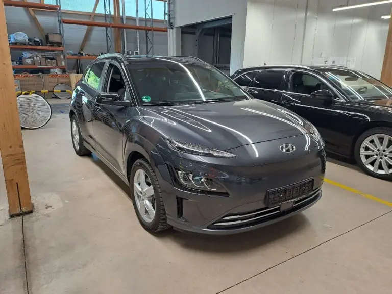 Hyundai e-Kona 39 kWh - Electric - Automatic - 135 hp - 52.248 km